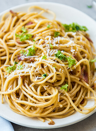 Spaghetti Alio E Olio with Bacon